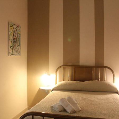 Donna Melina Bed & Breakfast Mileto Exterior photo